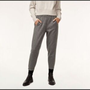 Aritzia Babaton Pant in Heathered Grey pockets size Large